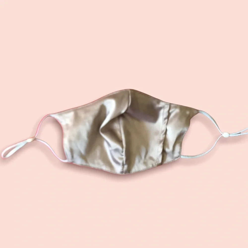 Silky Champagne Face Mask
